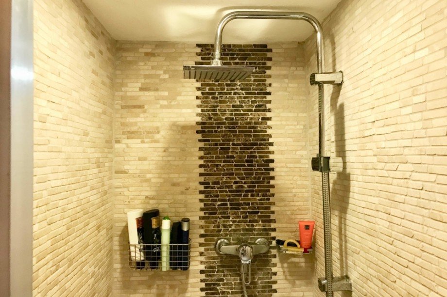 Wie in der Sauna- Regenschauerdusche Einfamilienhaus Arnstadt/ Marlishausen