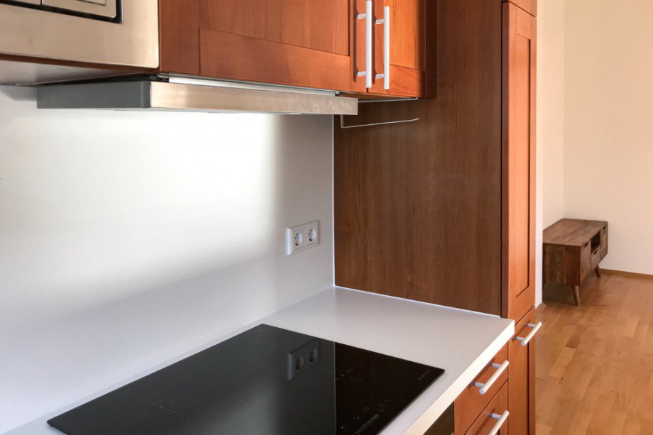 Modrene K�che mit Induktionsfeld Etagenwohnung Erfurt