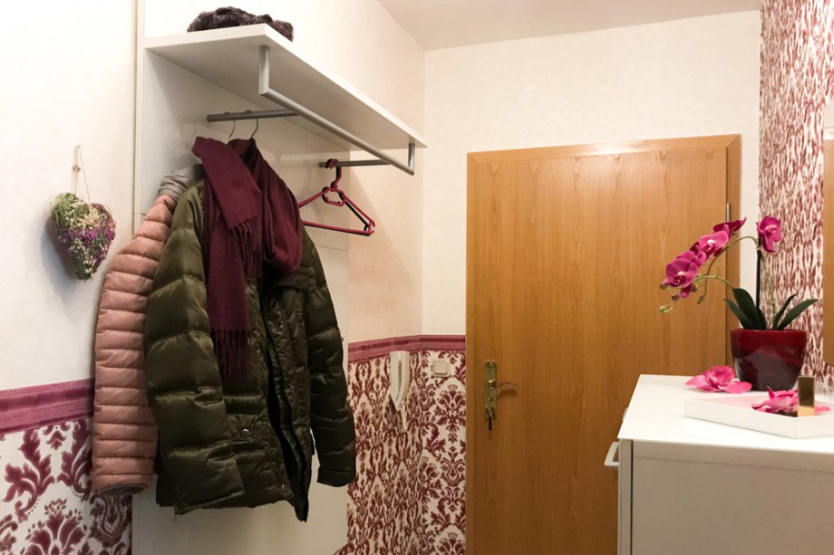 Flur mit Eingangst�r Erdgeschosswohnung Herbsleben