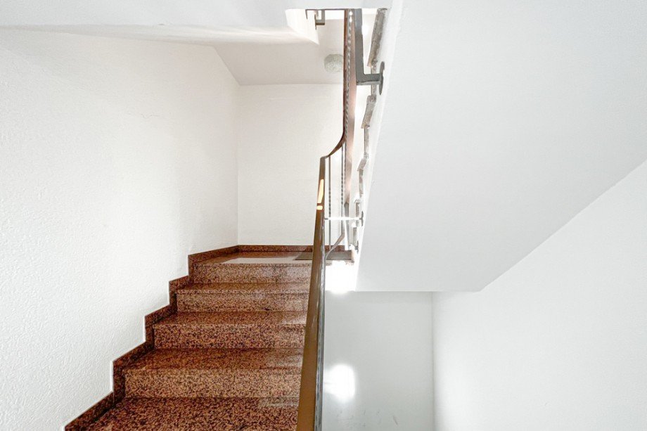Treppenhaus Dachgeschosswohnung Erfurt