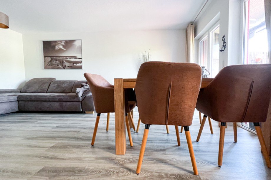 Modernes WZ mit Platz f�r Sitz- und Essecke Reihenmittelhaus Erfurt/ Frienstedt