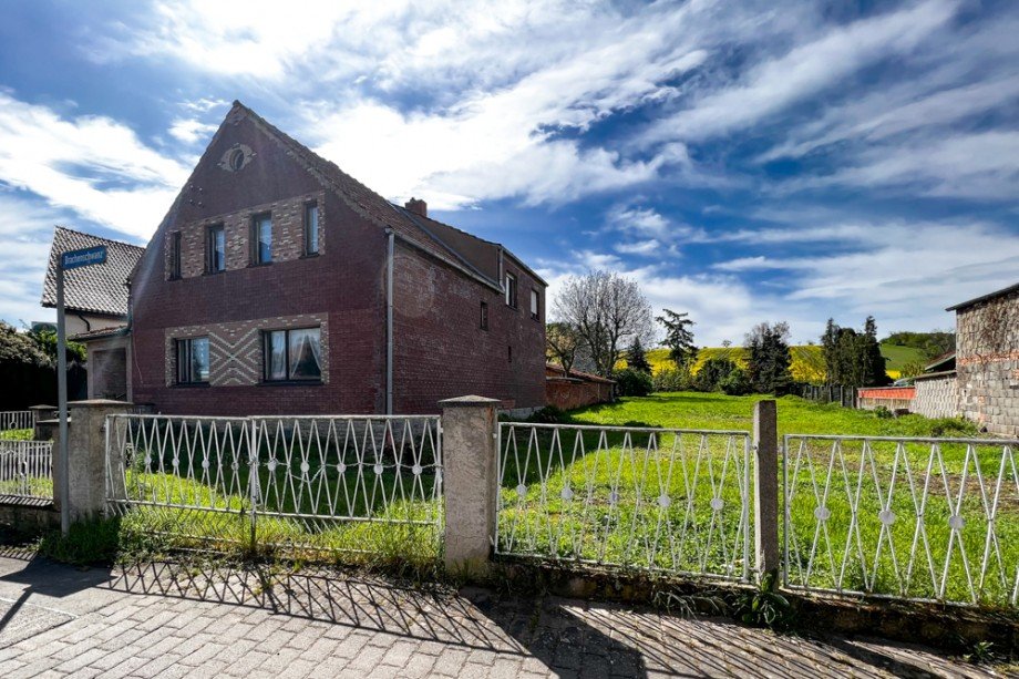 Wohnhaus mit Ausbaupotential Mehrfamilienhaus Bretleben