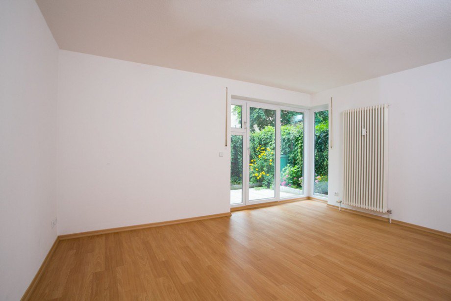 Wohnzimmer mit Terrassenzugang Erdgeschosswohnung Erfurt
