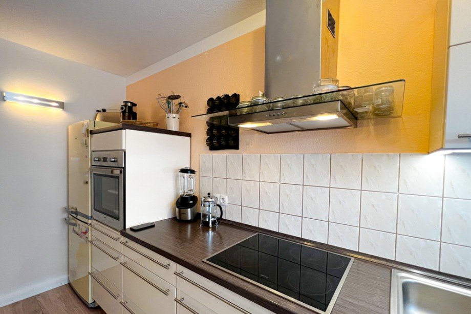 Moderne Einbauk�che Reihenmittelhaus Grammetal