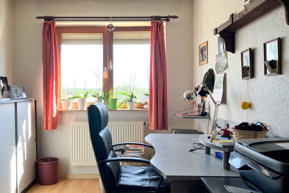 Zweite Schlafzimmer zur Gartenseite Reihenendhaus Erfurt / Gottstedt