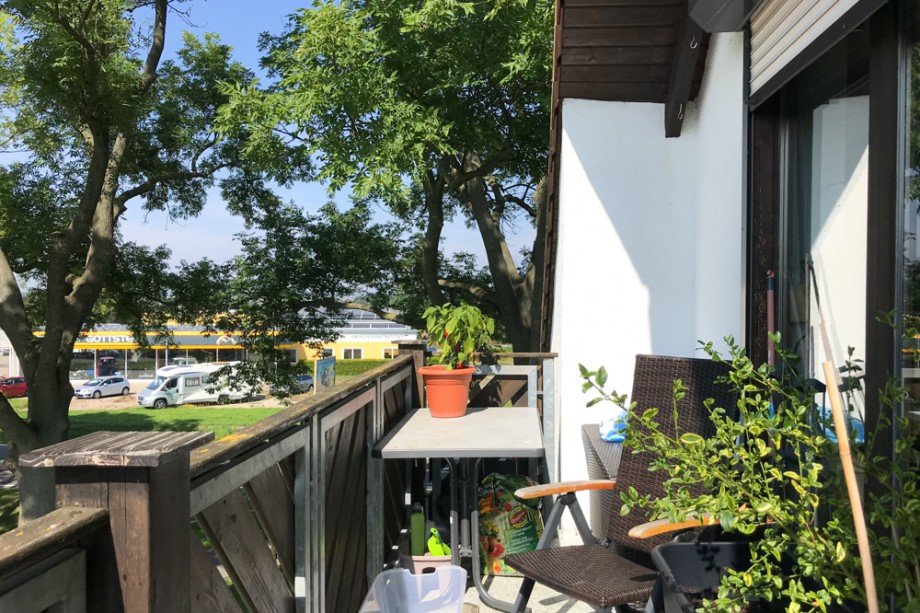 Sonnenbalkon Dachgeschosswohnung Erfurt/ Gottstedt