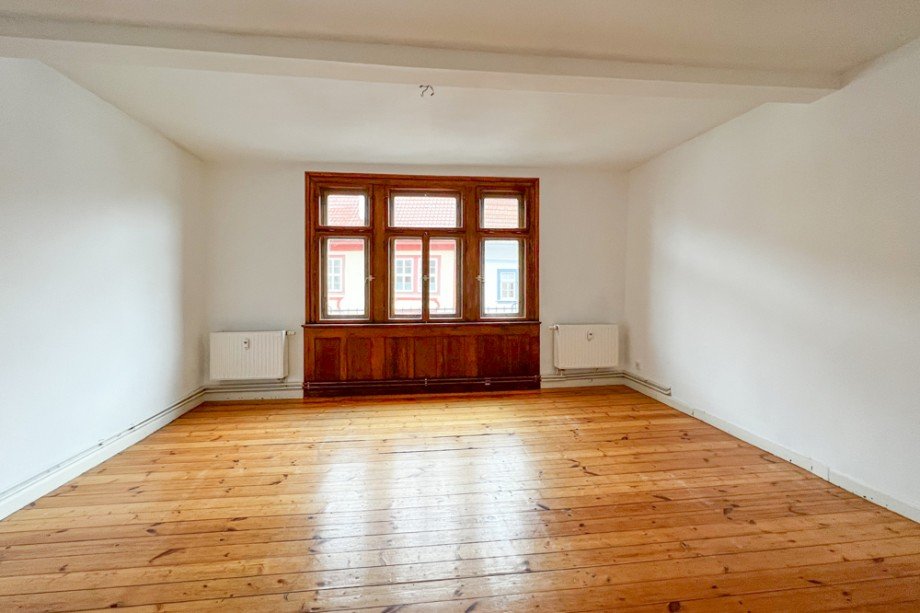 Wohnzimmer mit Charme Etagenwohnung Arnstadt / Altstadt