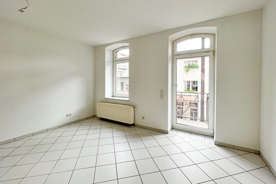 Wohnzimmerfenster mit Balkon Etagenwohnung Erfurt