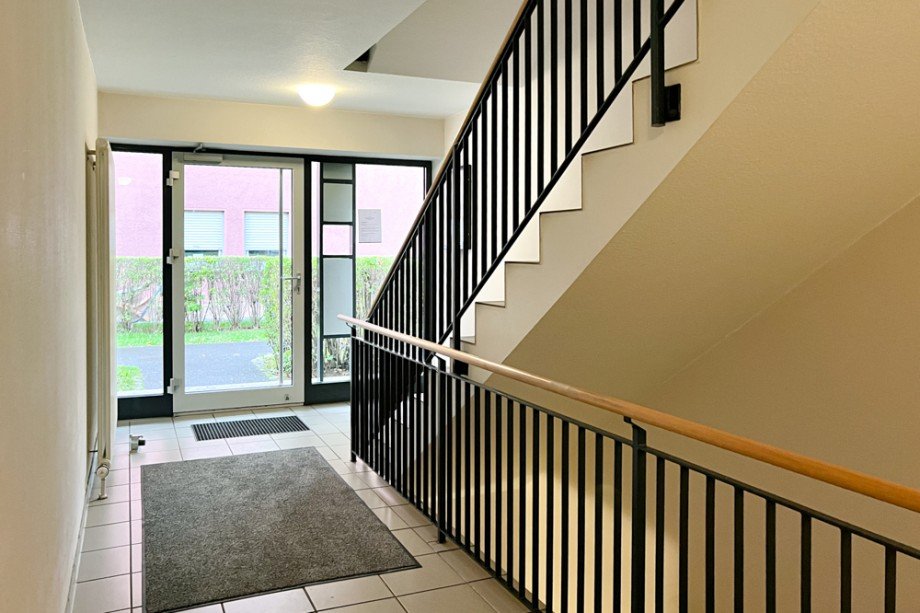 Gepflegter Hauseingangsbereich Erdgeschosswohnung Erfurt