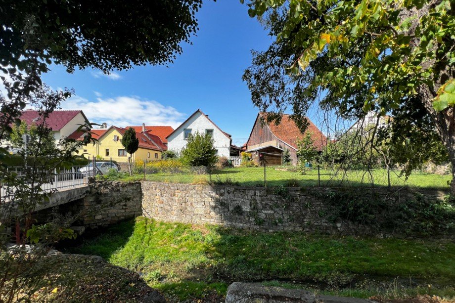 Romantisch gelegen am Weidbach Einfamilienhaus Drei Gleichen / M�hlberg
