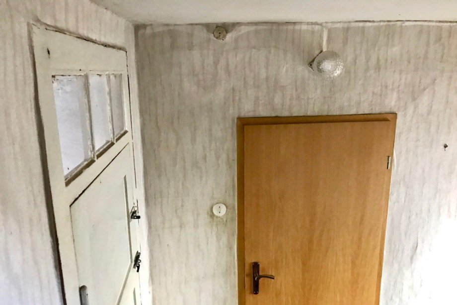 Blick von Treppen in Flur Einfamilienhaus Erfurt