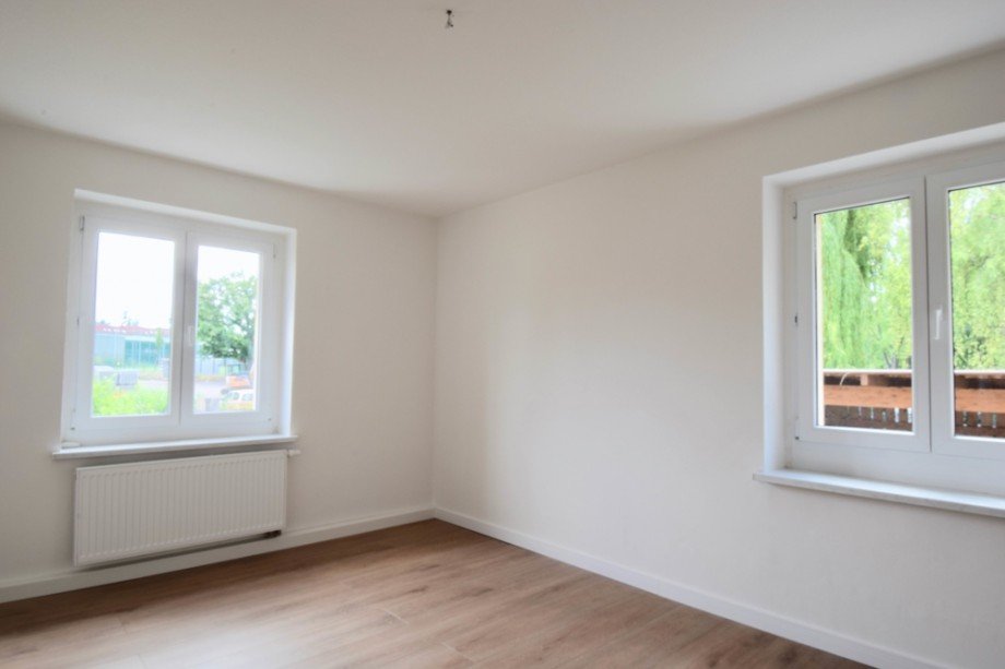 helles Schlafzimmer Erdgeschosswohnung Erfurt