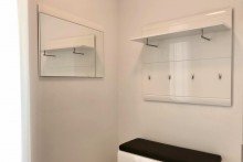 Flurgaderobe Exklusiver Wohnkomfort- m�blierte Terrassenwohnung in Klinik- & Unin�he