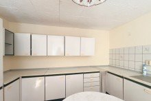 Gro�e K�che Traditionelles Einfamilienhaus mit gro�er Scheune & h�bschem Garten