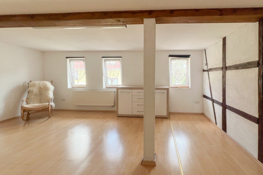 Schlafzimmer mit offenem Fachwerk Einfamilienhaus Unstrut- Hainich / Sch�nstedt