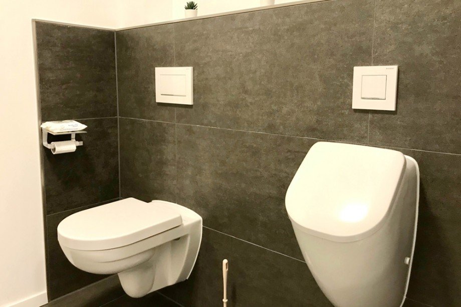 G�ste- WC im Kellergeschoss Einfamilienhaus Steinbach-Hallenberg/ Viernau