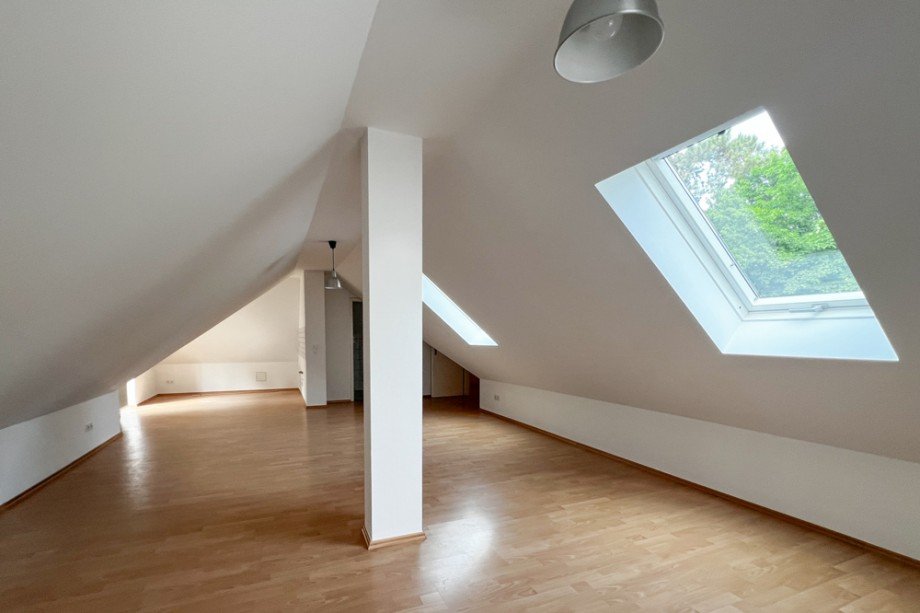 Perfekt ausgebautes Dachgeschoss_ Einfamilienhaus Arnstadt