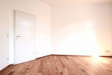 Wohnzimmer in WE2 Kleine Eigentumswohnung in Innenstadtn�he mit Balkon und EBK