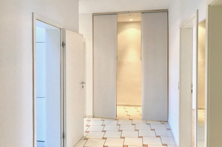 Flur mit Abstellm�glichkeiten Maisonettewohnung Erfurt