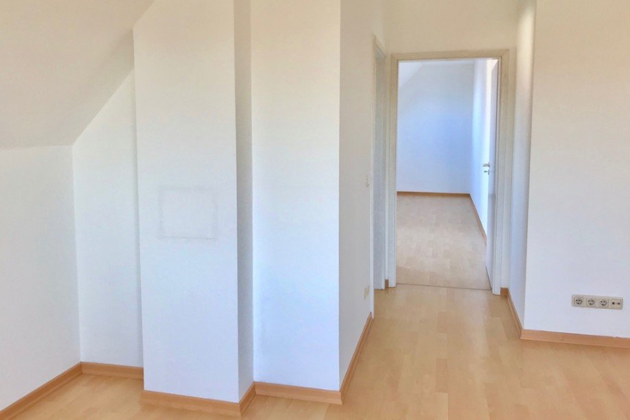 Wohnzimmer Blick ins Schlafzimmer Etagenwohnung Erfurt