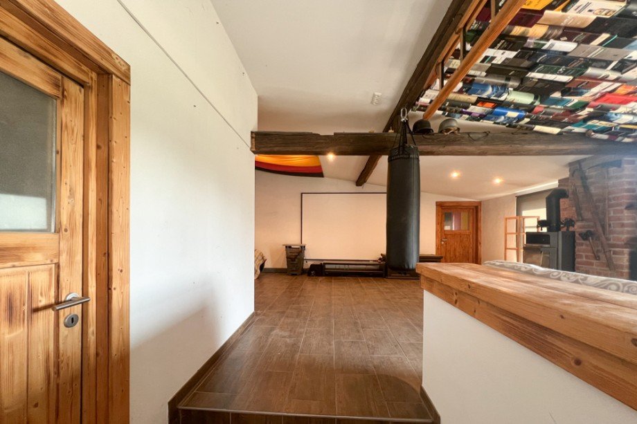 Garagenhaus mit M�nnerh�hle Einfamilienhaus Erfurt / Bindersleben