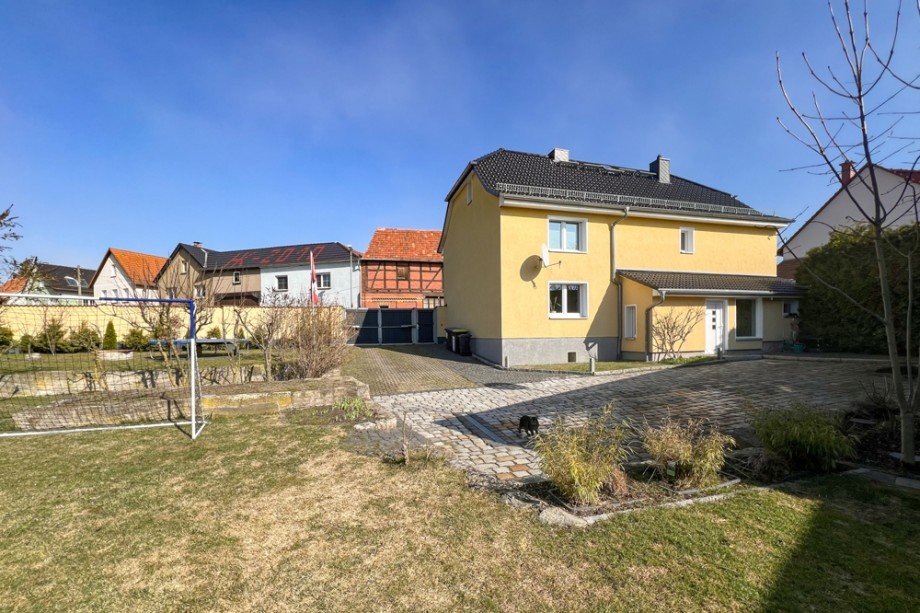 EFH mit gro�em Garten Einfamilienhaus Erfurt / Bindersleben