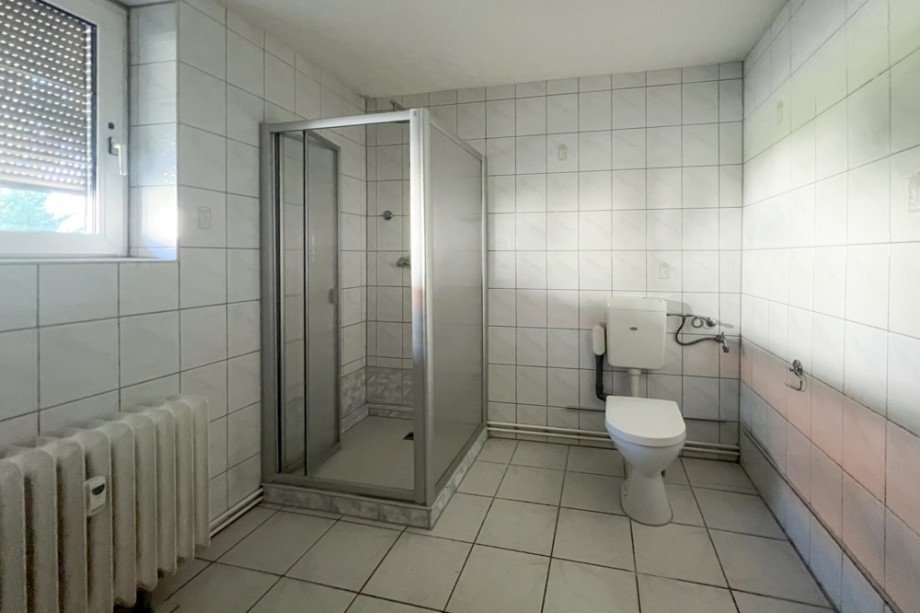 Tageslichtbad mit Dusche Erdgeschosswohnung Erfurt/ Vieselbach