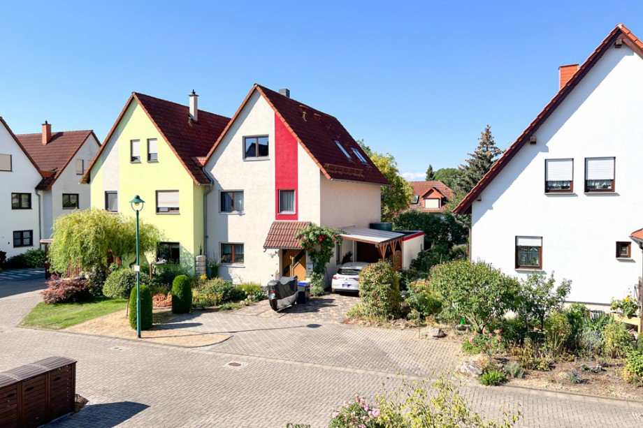 Blick aus dem Schlafzimmerfenster Reihenendhaus Erfurt / Gottstedt