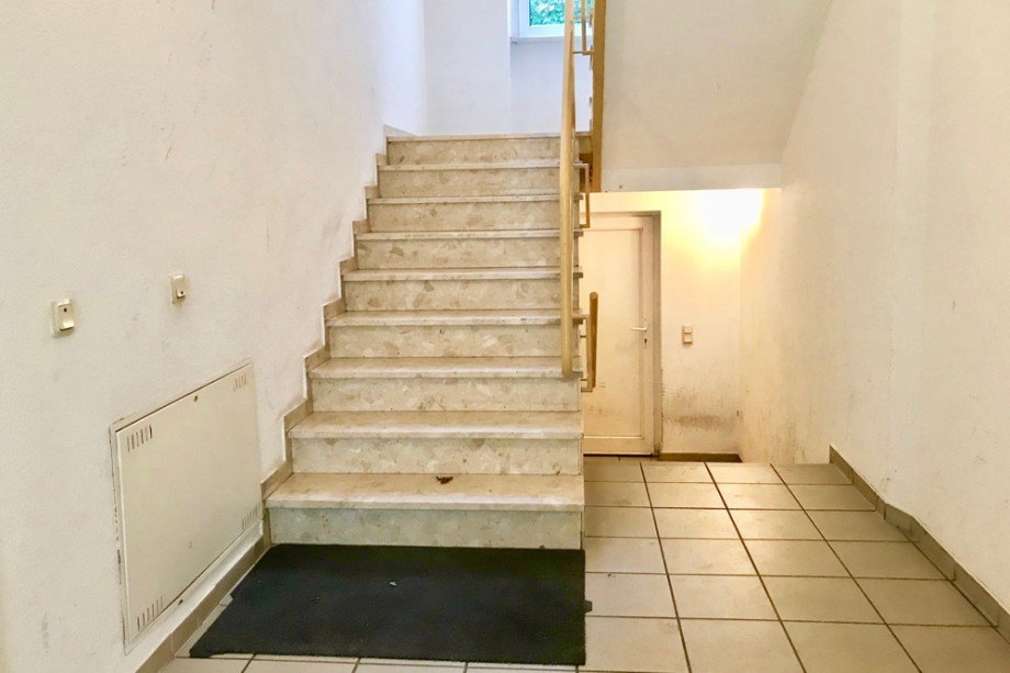Treppenhaus Erdgeschosswohnung Erfurt