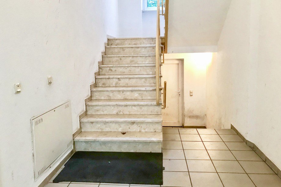 Treppenhaus Dachgeschosswohnung Erfurt