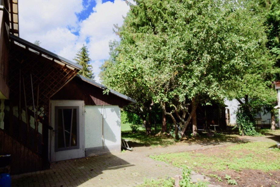 Schuppenanbau und Garten Einfamilienhaus Kutzleben / L�tzens�mmern