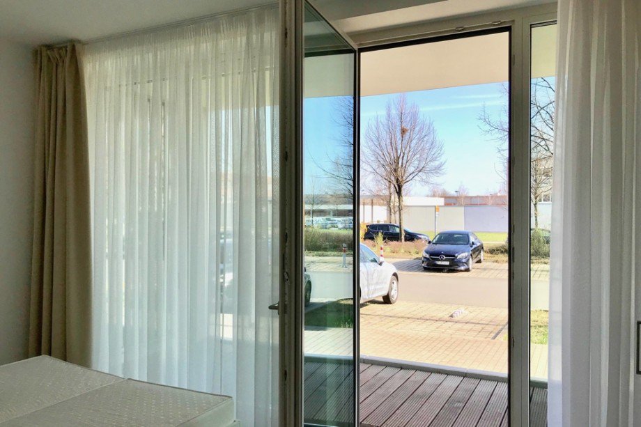 Moderne Terrasse am Schlafzimmer Erdgeschosswohnung Erfurt