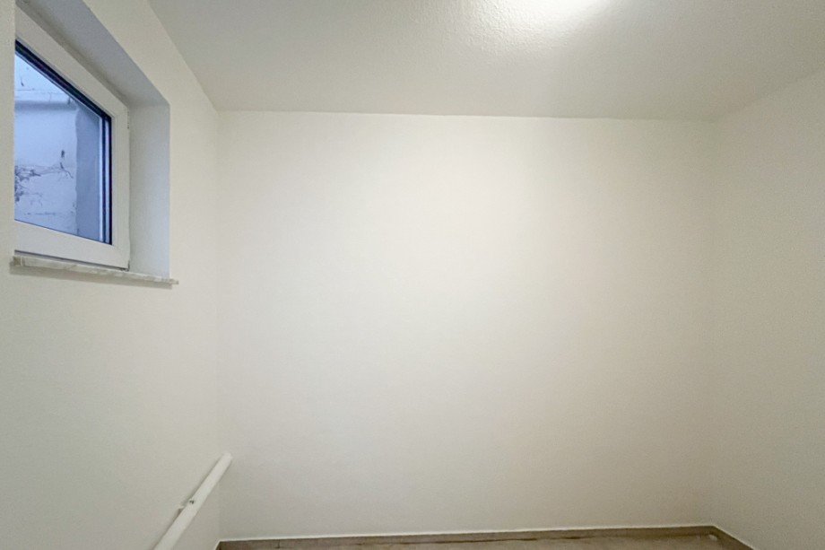 Kleiner Kellerraum Einfamilienhaus Erfurt / Stotternheim