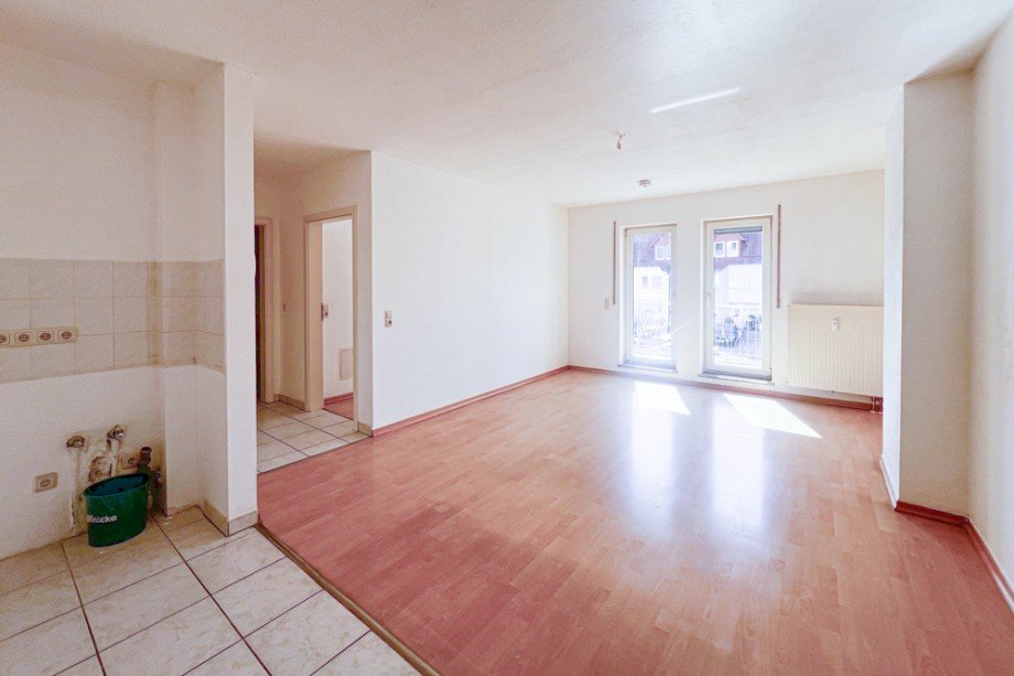 Wohnzimmer mit K�che Etagenwohnung Erfurt