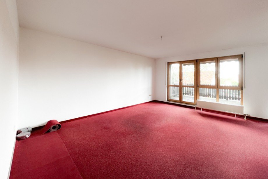 Wohnzimmer mit Balkon Etagenwohnung Erfurt/ Niedernissa