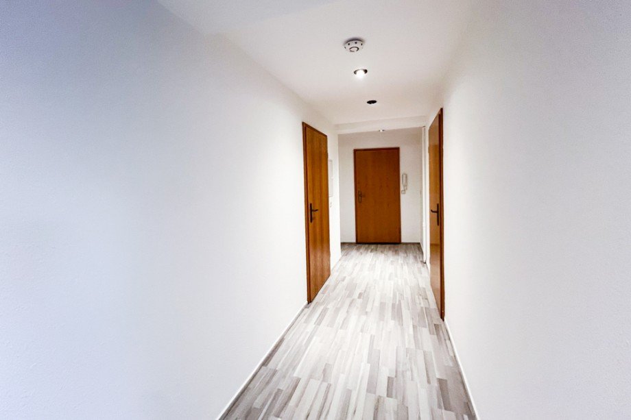 Langer Flur Dachgeschosswohnung Erfurt
