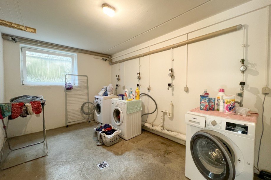 Waschmaschinenraum im Keller Etagenwohnung Erfurt/ Niedernissa