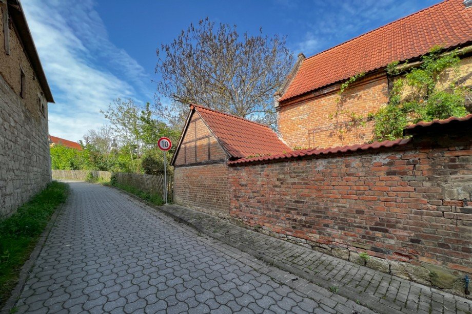 Scheune mit kleinem Schuppen Bauernhaus Gro�heringen
