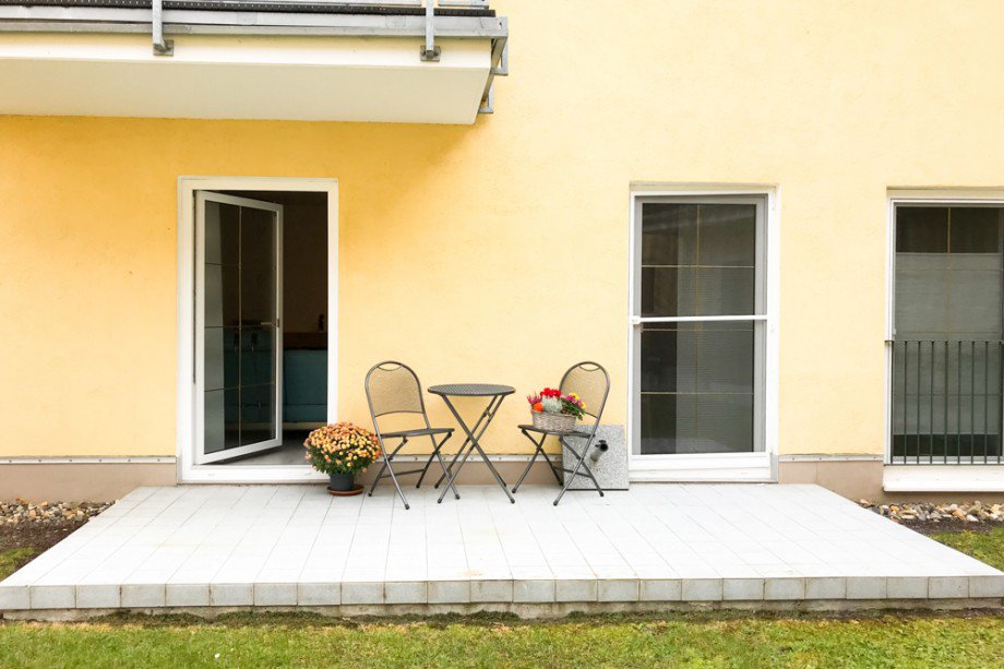 Gro�e Terrasse zum Ausgestalten Erdgeschosswohnung Herbsleben
