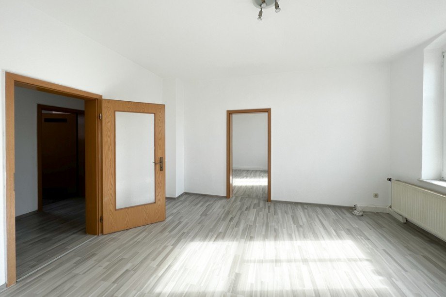 Blick vom Wohnzimmer ins Schlafzimmer Etagenwohnung Erfurt