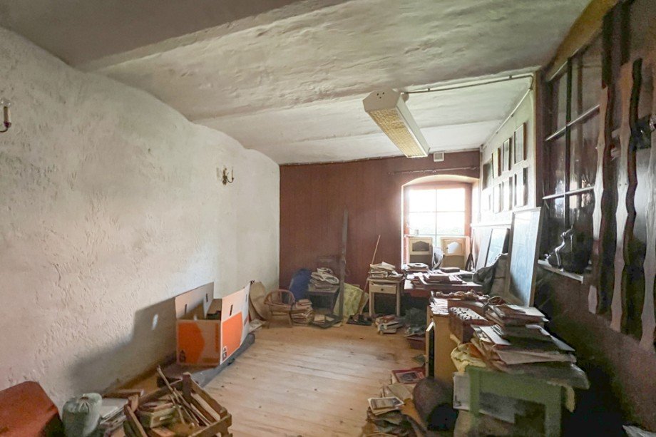 Mittelzimmer zur Tenne Mehrfamilienhaus Bretleben