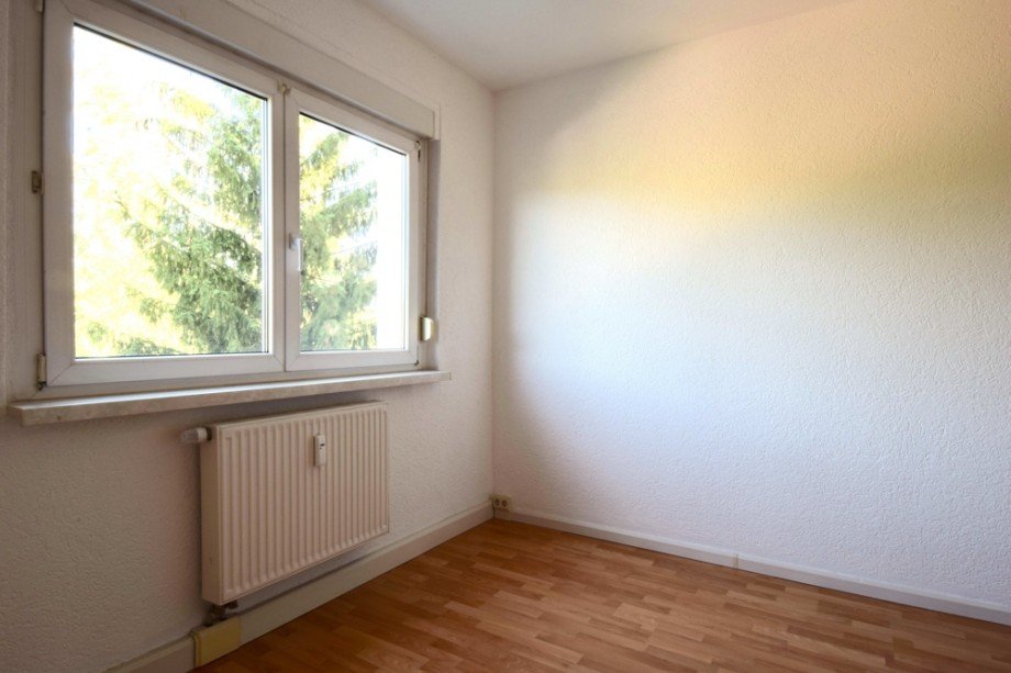 Schlafzimmerfenster mit Blick ins Gr�ne Etagenwohnung Eisenach