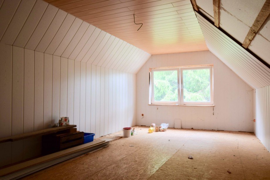 Nicht fetiggestelltes Dachzimmer Einfamilienhaus Kutzleben / L�tzens�mmern