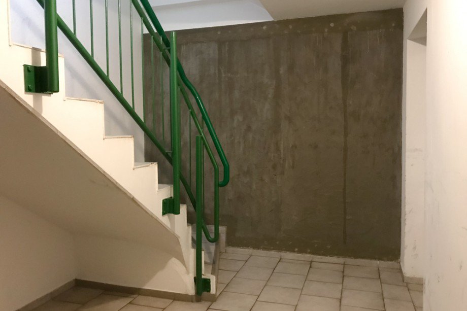 Treppenaufgang im Keller Dachgeschosswohnung Erfurt/ Gottstedt
