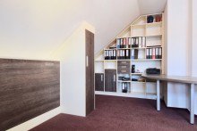 Perfektes Regalsystem im B�ro Ihr perfektes Zuhause- Modernes Einfamilienhaus im Erfurter Westen