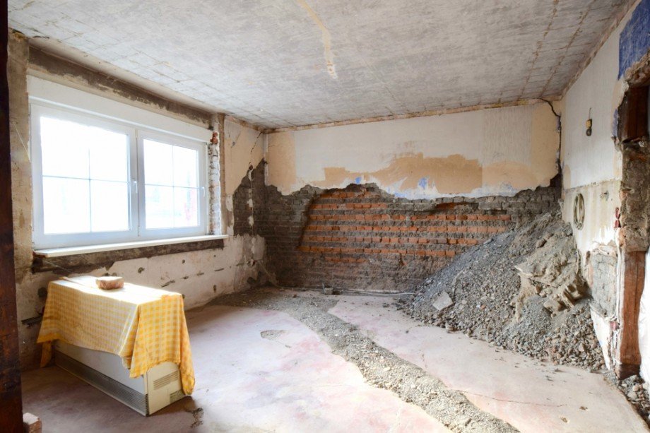 Gro�es Wohnzimmer im EG Einfamilienhaus Erfurt