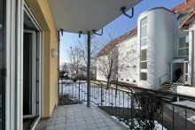 Balkon mit Blick ins Gr�ne Gem�tliche Dreiraumwohnung mit Balkon im Erdgeschoss + TG- SP inkl.