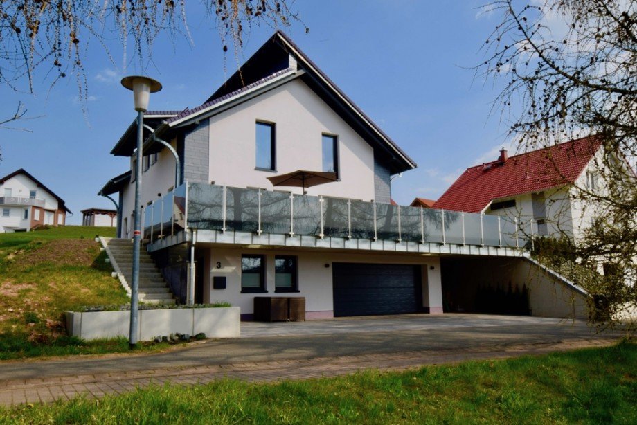 EFH in ruhiger Wohnlage Einfamilienhaus Steinbach-Hallenberg/ Viernau