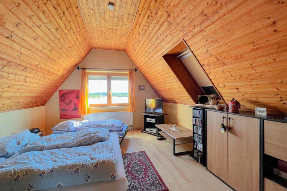 2. Schlafzimmer im DG Reihenendhaus Erfurt / Gottstedt