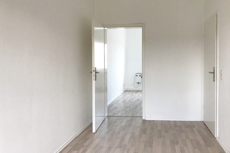 Blick von K�che ins Schlafzimmer Erdgeschosswohnung Erfurt